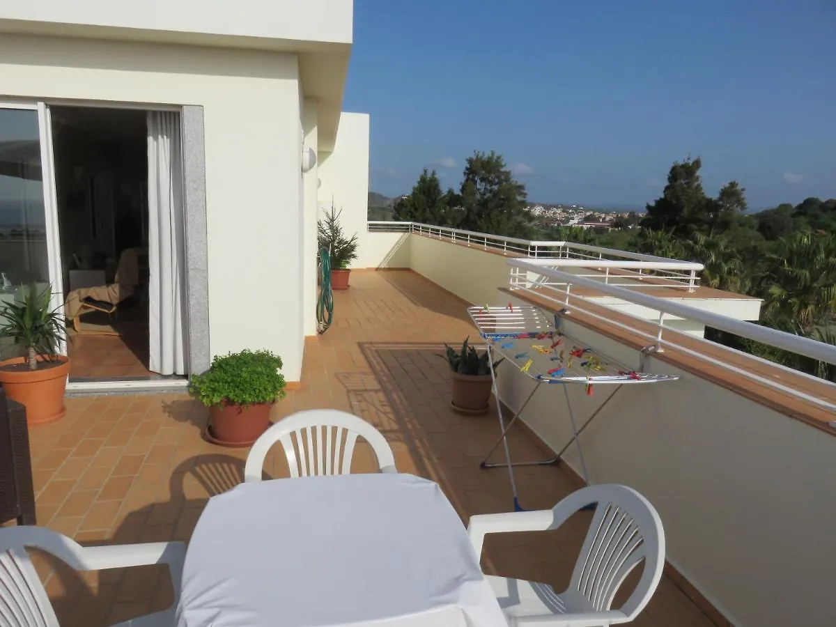 Sweden Apartment - Top Floor One Bedroom With Sea Views - Rs Lagos