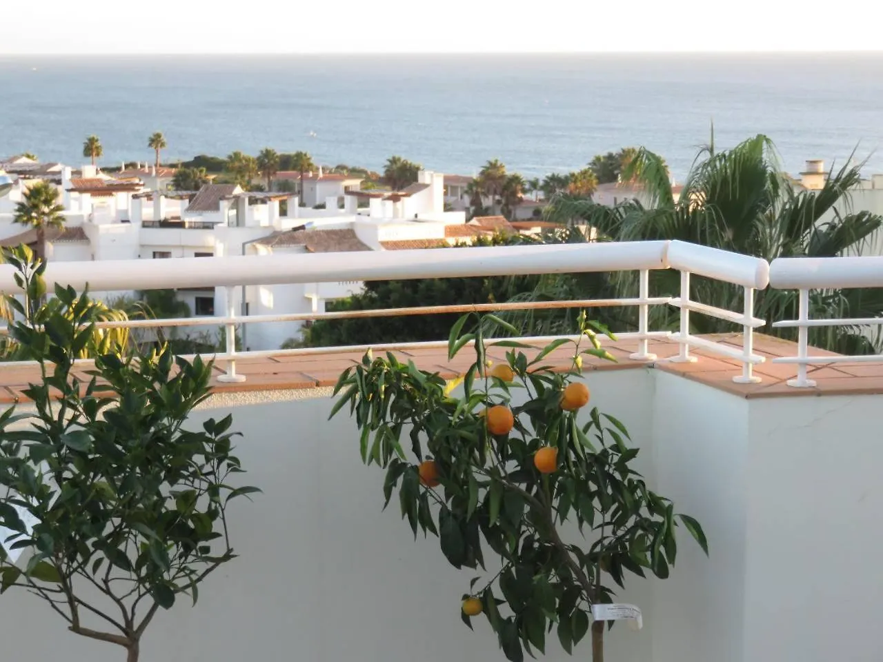 Sweden Apartment - Top Floor One Bedroom With Sea Views - Rs Lagos 0*,