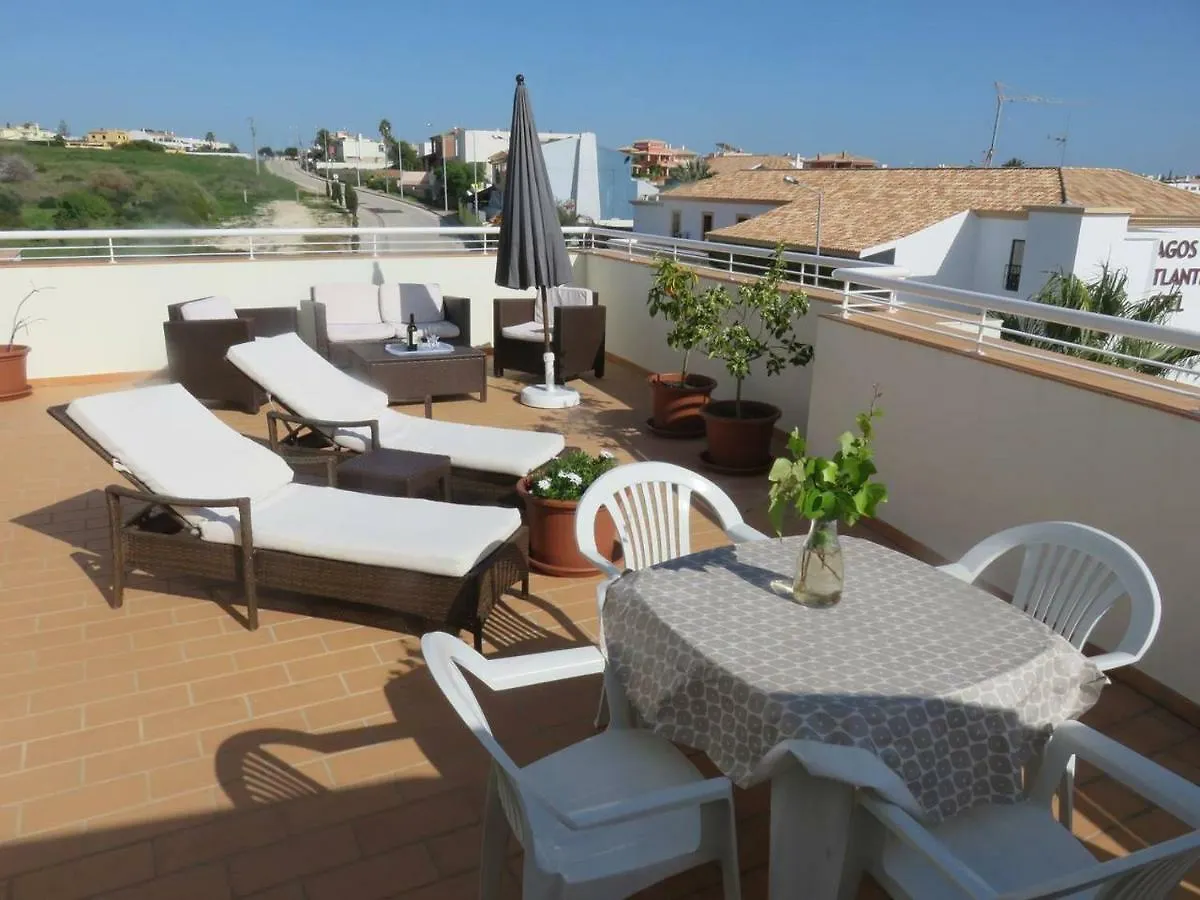 Sweden Apartment - Top Floor One Bedroom With Sea Views - Rs Lagos 0*,